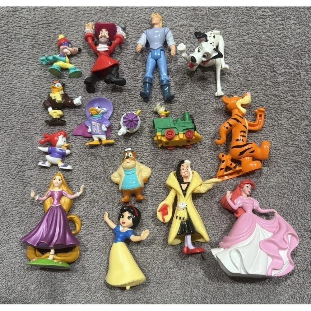 Lot of 15 Disney Figurines – Princesses, Ducktales, and Classic Characters